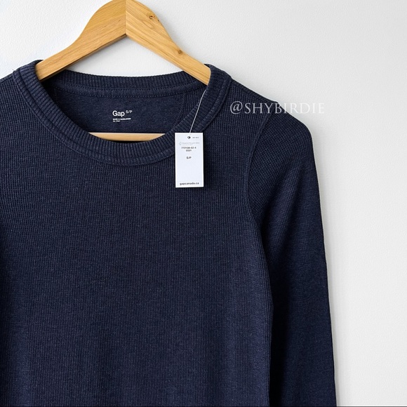 NWT GAP Thermal Crew / Waffle Long Sleeve T-Shirt - Picture 3 of 13